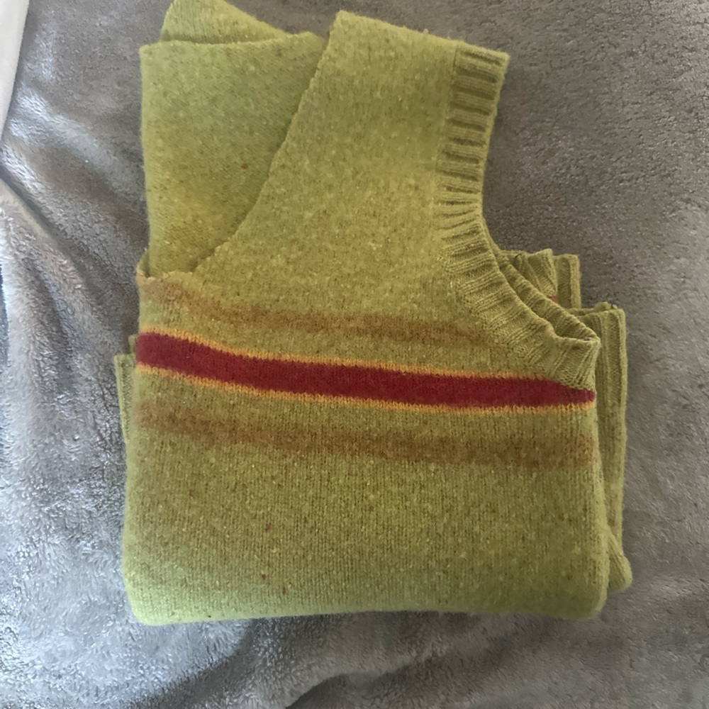 Green and red striped oversized sweater vest - Picture 3 of 6